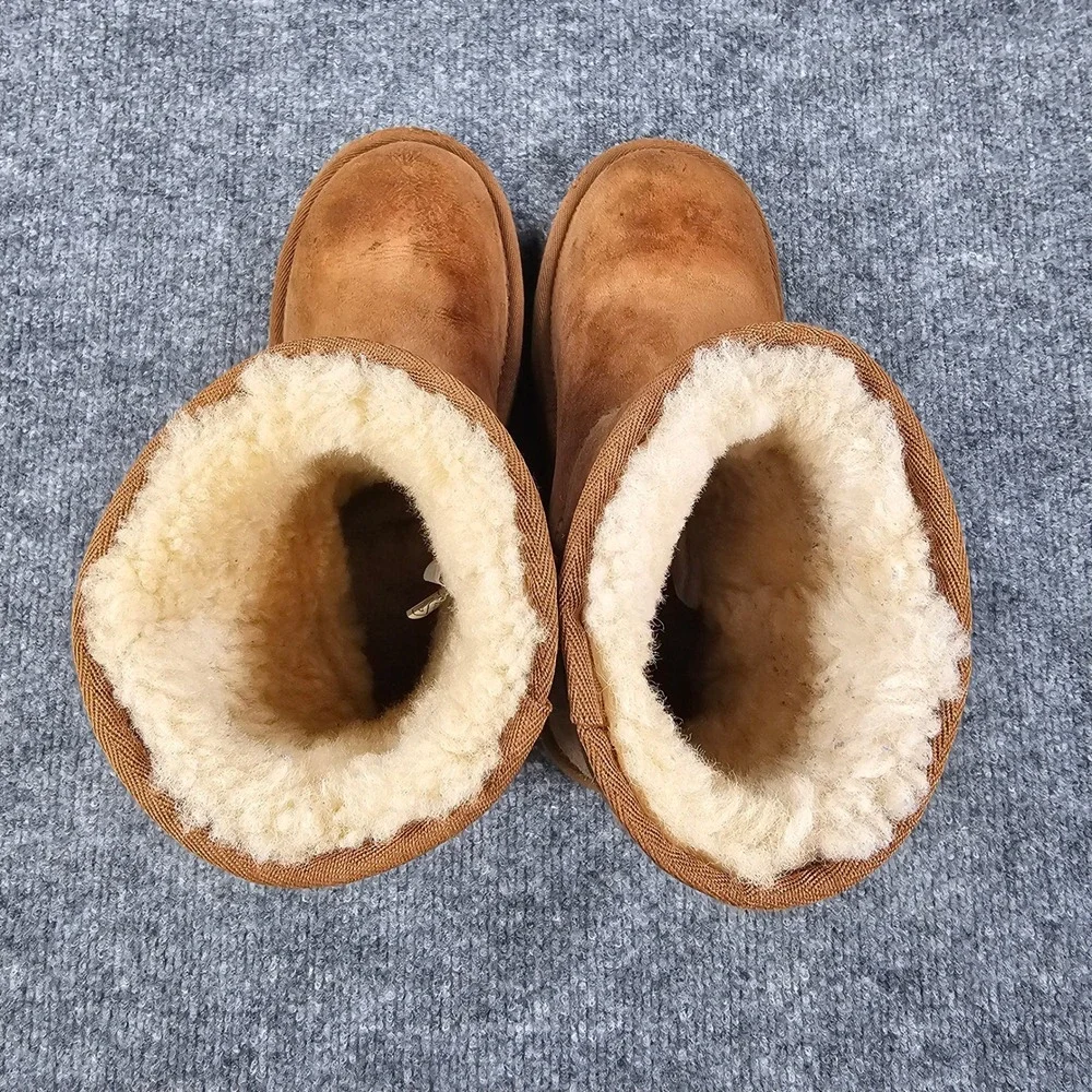 UGG Classic Mini II Short Boot Chestnut Suede Shearling Lined Womens Size 4 2023